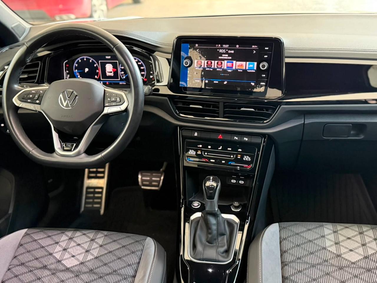 Volkswagen T-Roc 1.5 TSI ACT DSG R-Line