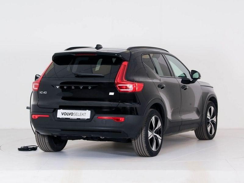 Volvo XC40 Recharge Twin AWD Plus