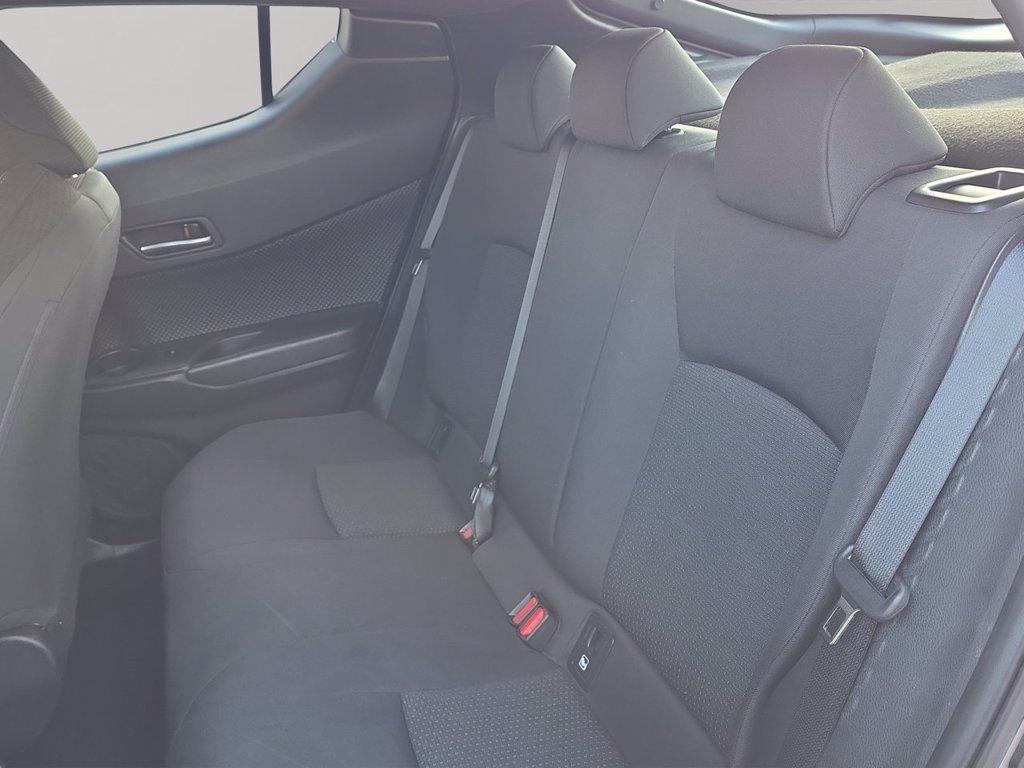 TOYOTA C-hr 1.8h business 2wd e-cvt del 2018