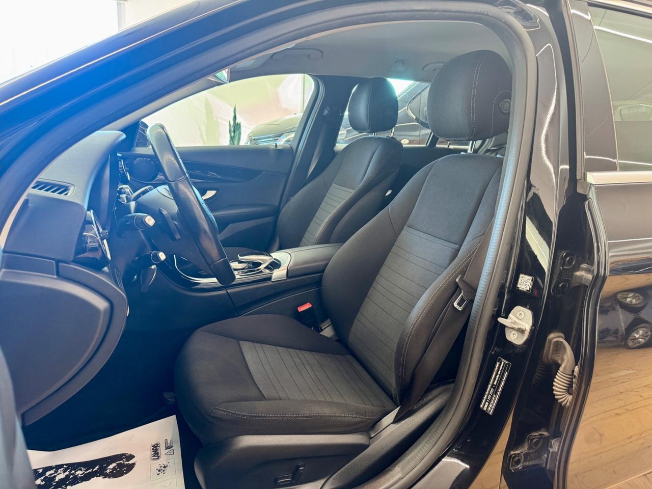 Mercedes-benz C 220 - SPORT - SOLO 76.000 KM