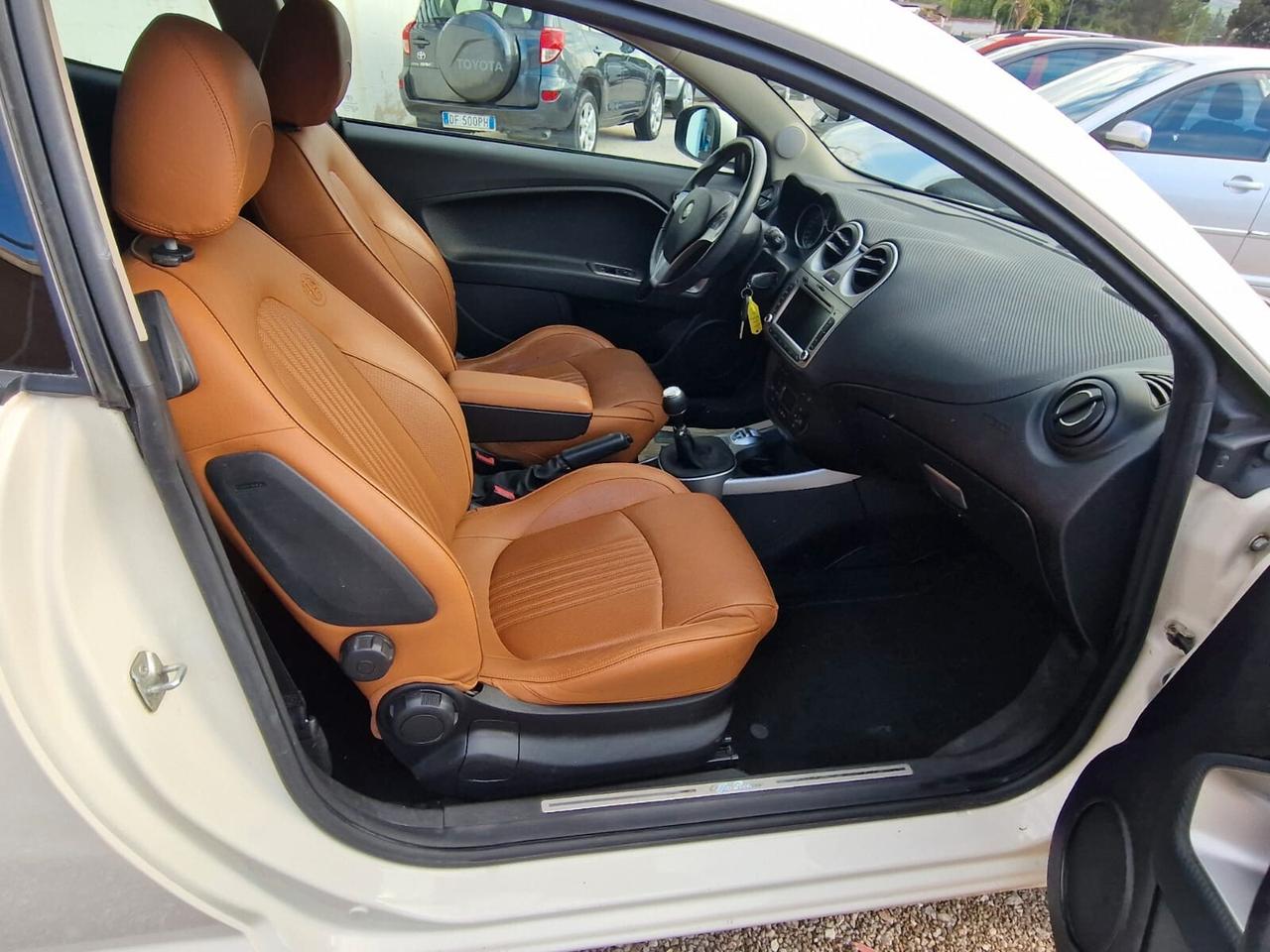 Alfa Romeo MiTo 1.3 JTDm-2 85 CV S&S Distinctive