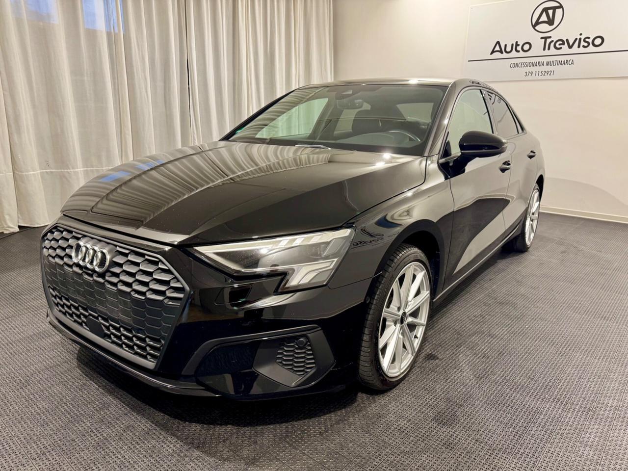 Audi A3 Sedan 35 TFSI Business Advanced