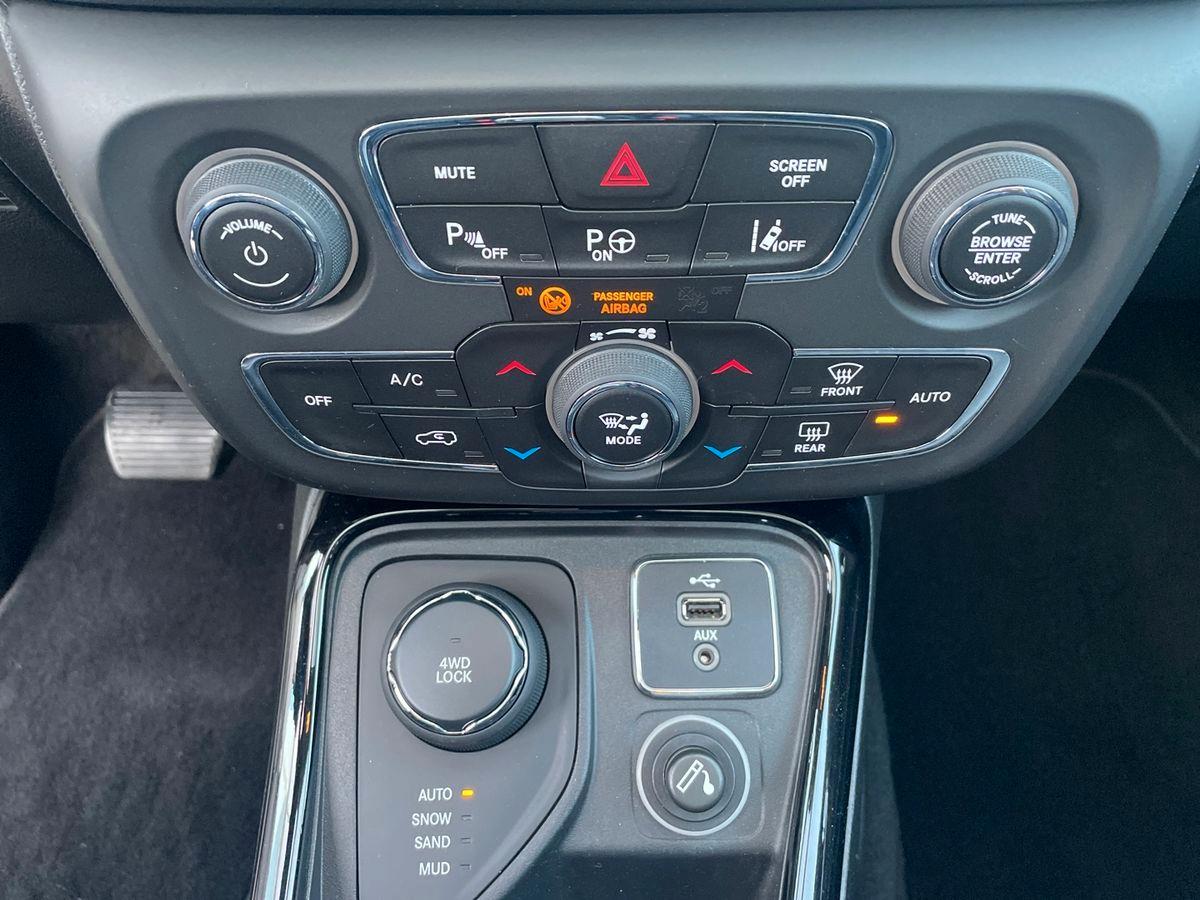 JEEP Compass II 2017 - Compass 2.0 mjt Limited 4wd 140cv auto