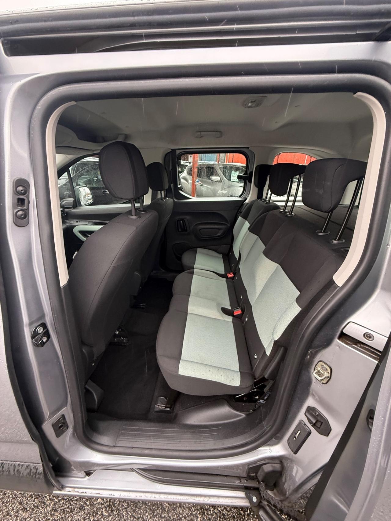 Berlingo BlueHDi 100-Shine-vettura 5 posti -E6