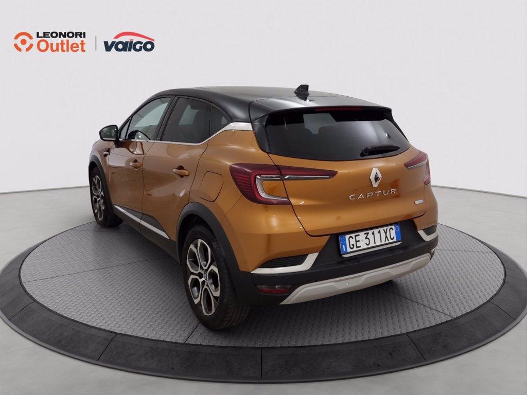 RENAULT Captur 1.6 e-tech phev intens 160cv auto del 2021