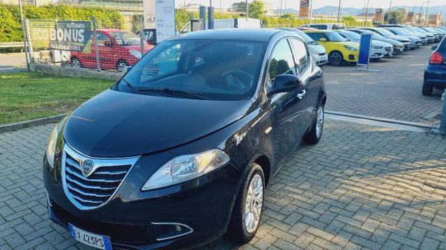 LANCIA Ypsilon 1.2 69 CV 5 porte Silver