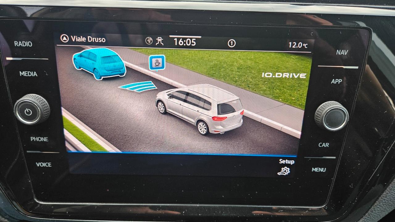 Volkswagen Touran 2.0 tdi 115cv dsg 7 POSTI-ACC-NAVY-CARPLAY