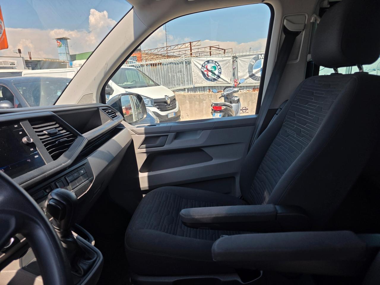 Volkswagen Caravelle 2.0 TDI 199CV DSG PL Cruise