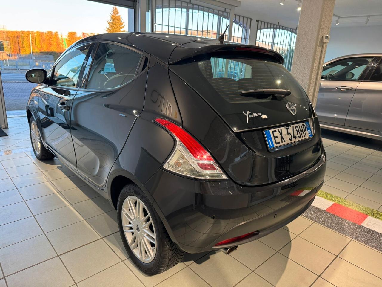 Lancia Ypsilon 1.2 69 CV 5 porte GPL Ecochic Elefantino