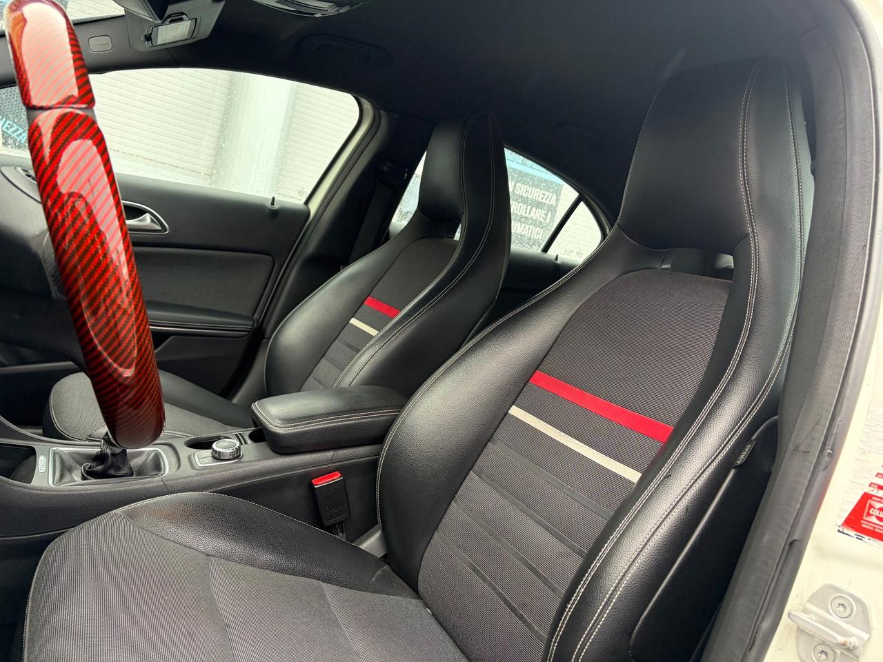 MERCEDES - BENZ A 200 CDI 136CV - 2013 MANUALE