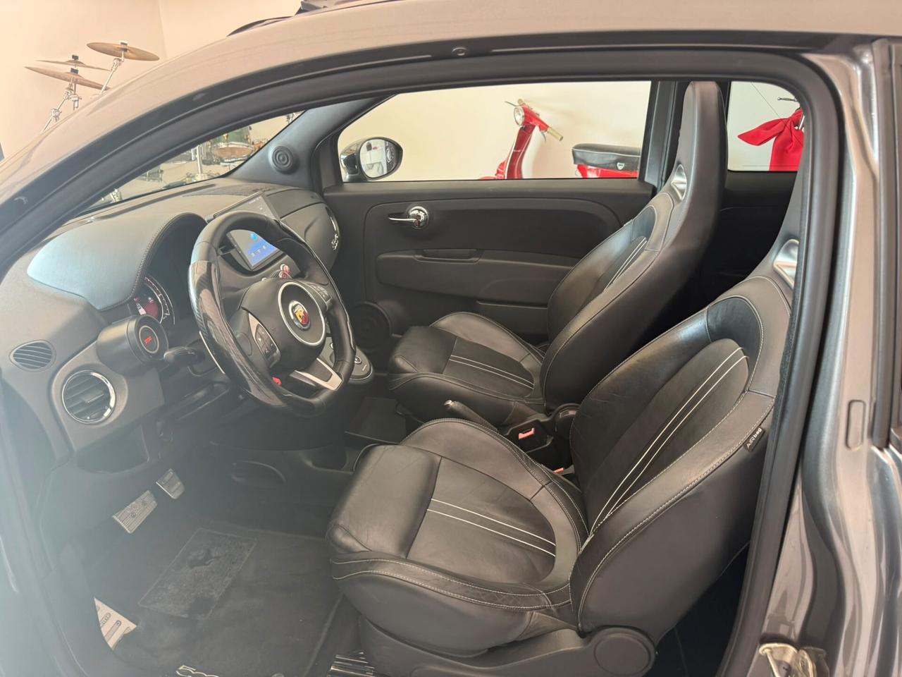 Abarth 595 Competizione C 1.4 TURBO T-JET MTA 180 CV