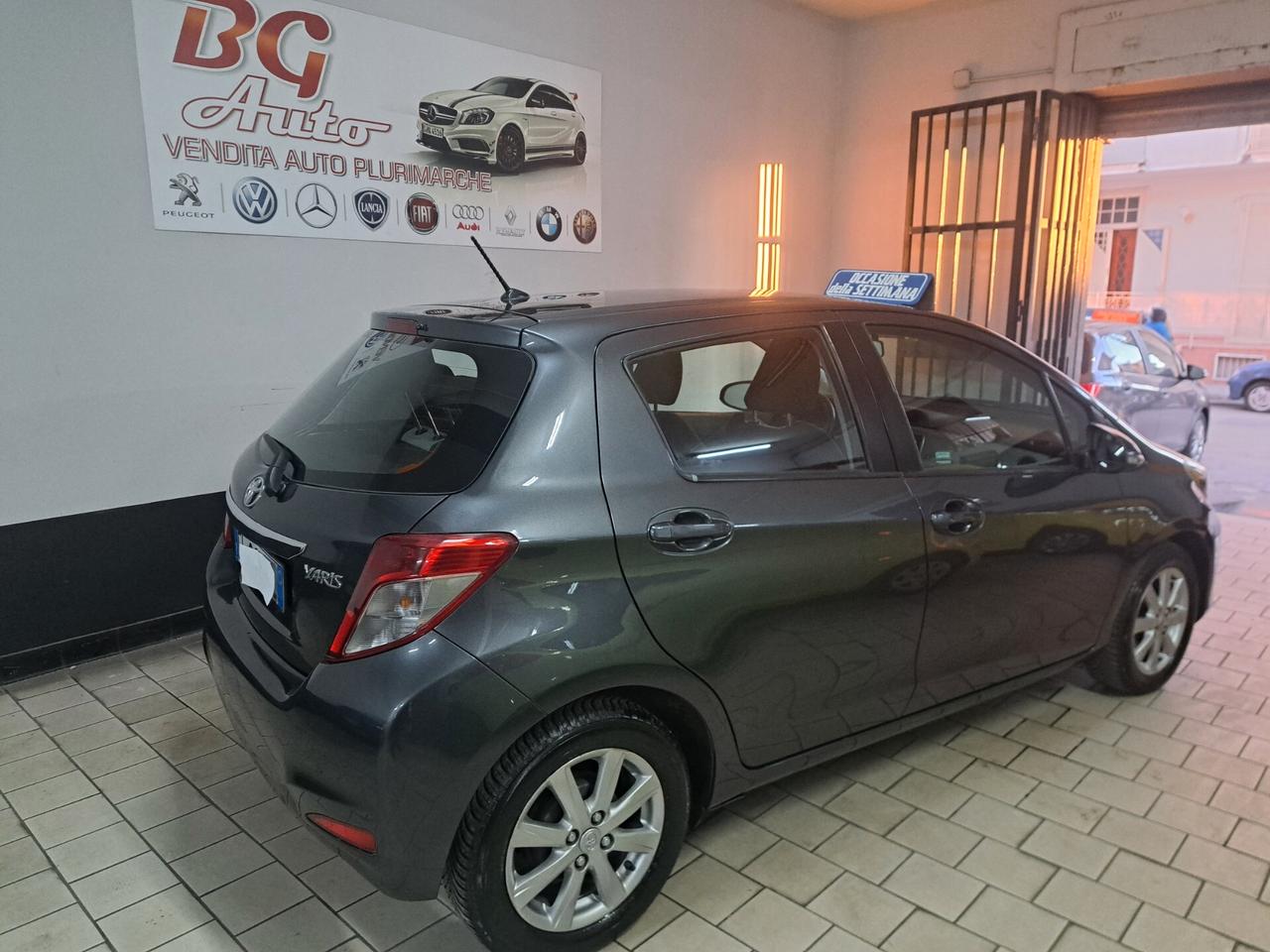 Toyota Yaris 1.0 ben unico prop 2013