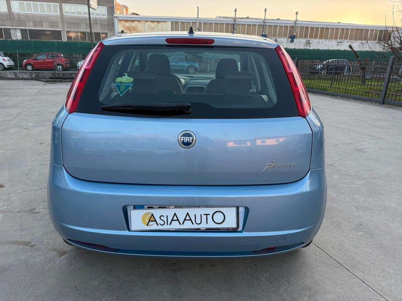 Fiat Grande Punto 5p 1.2 65cv 68.000 KM