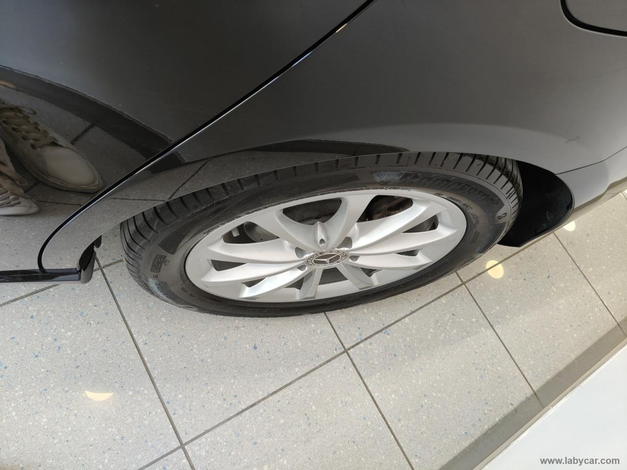 MERCEDES-BENZ A 200 d Automatic Sport