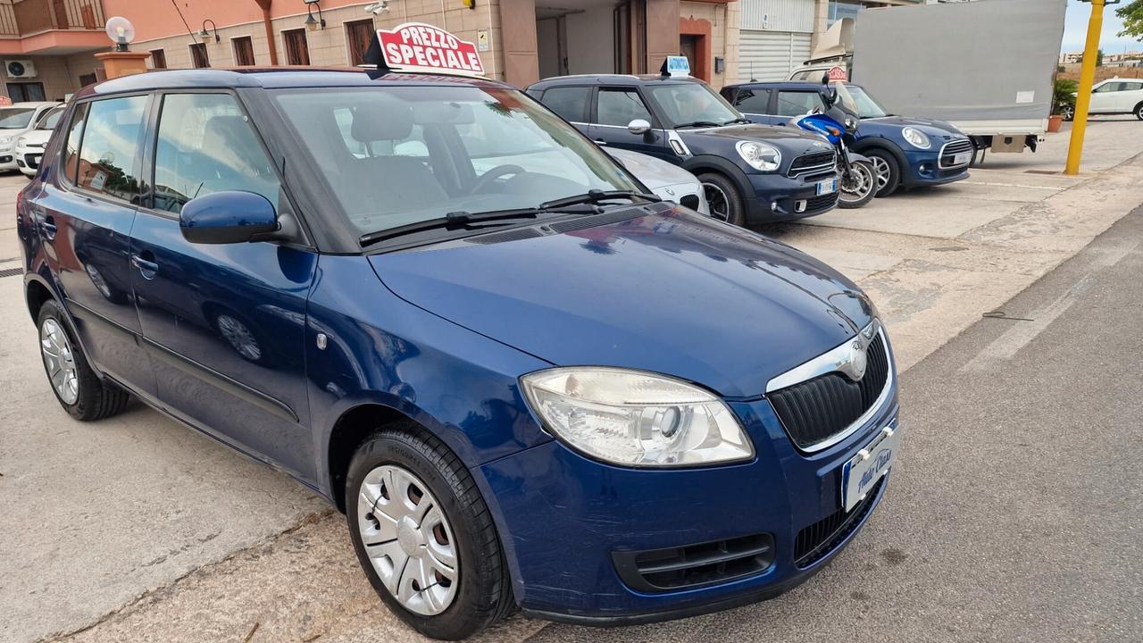 Skoda Fabia 1.2 12V 70CV 5p. Style