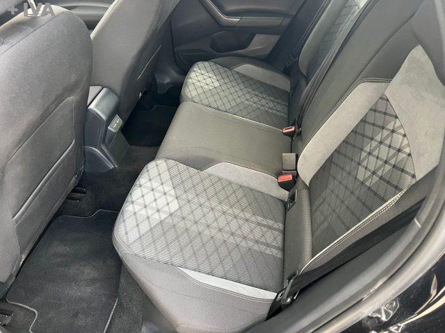 VOLKSWAGEN Taigo 1.0 TSI 110 CV DSG R-Line