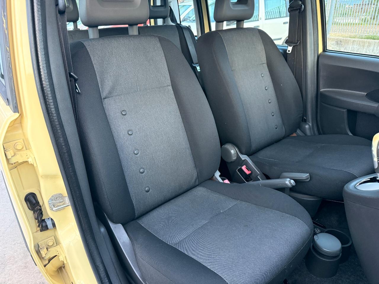 FIAT PANDA ANNO 2010 1.2 BENZINA AUTOMATICA
