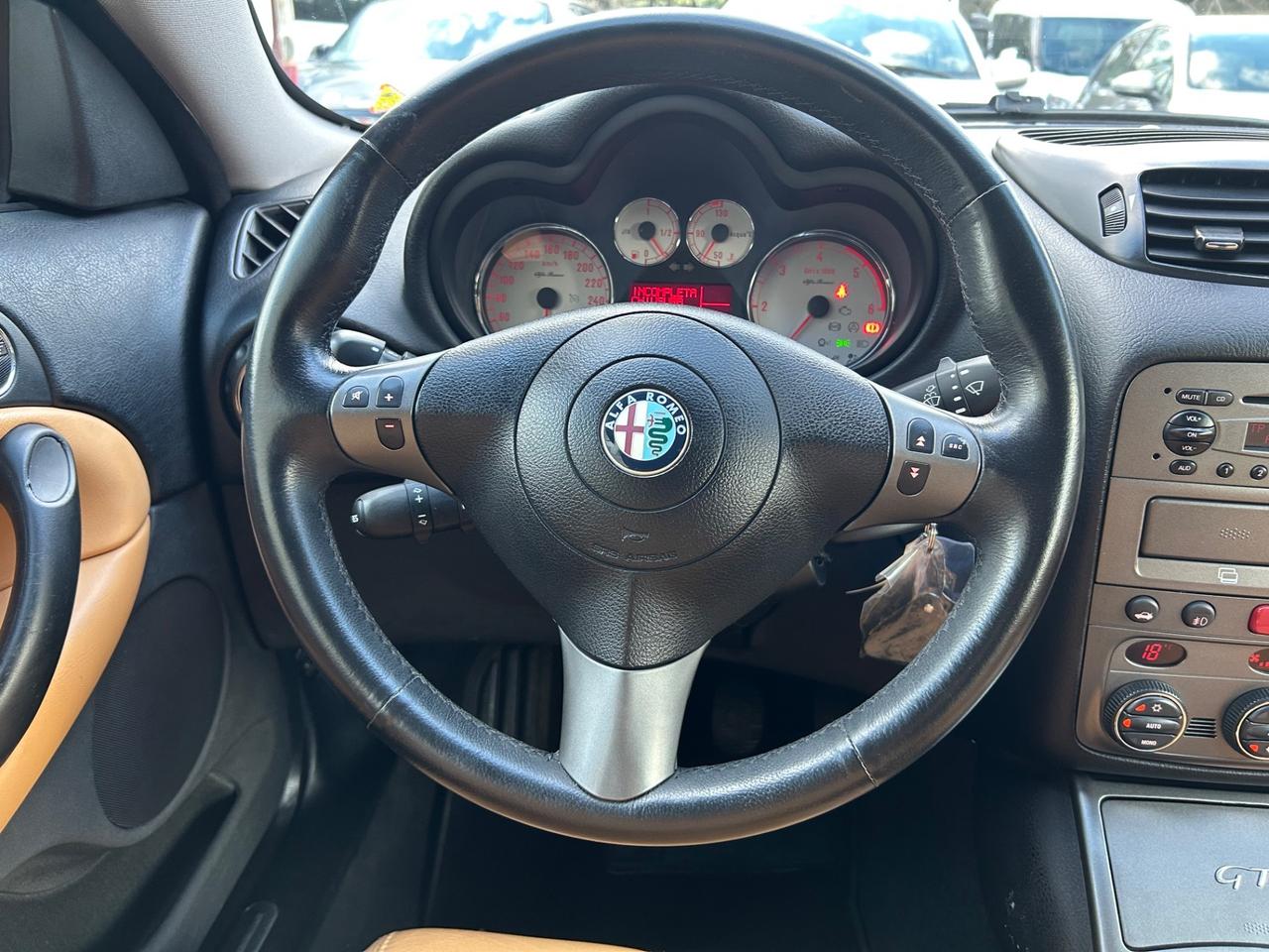 Alfa Romeo GT 1.9 MJT 16V Luxury 100000km