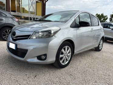 TOYOTA YARIS 1.3 B - 2012