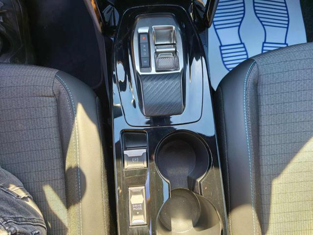 PEUGEOT 2008 BlueHDi 130 S&S EAT8 GT