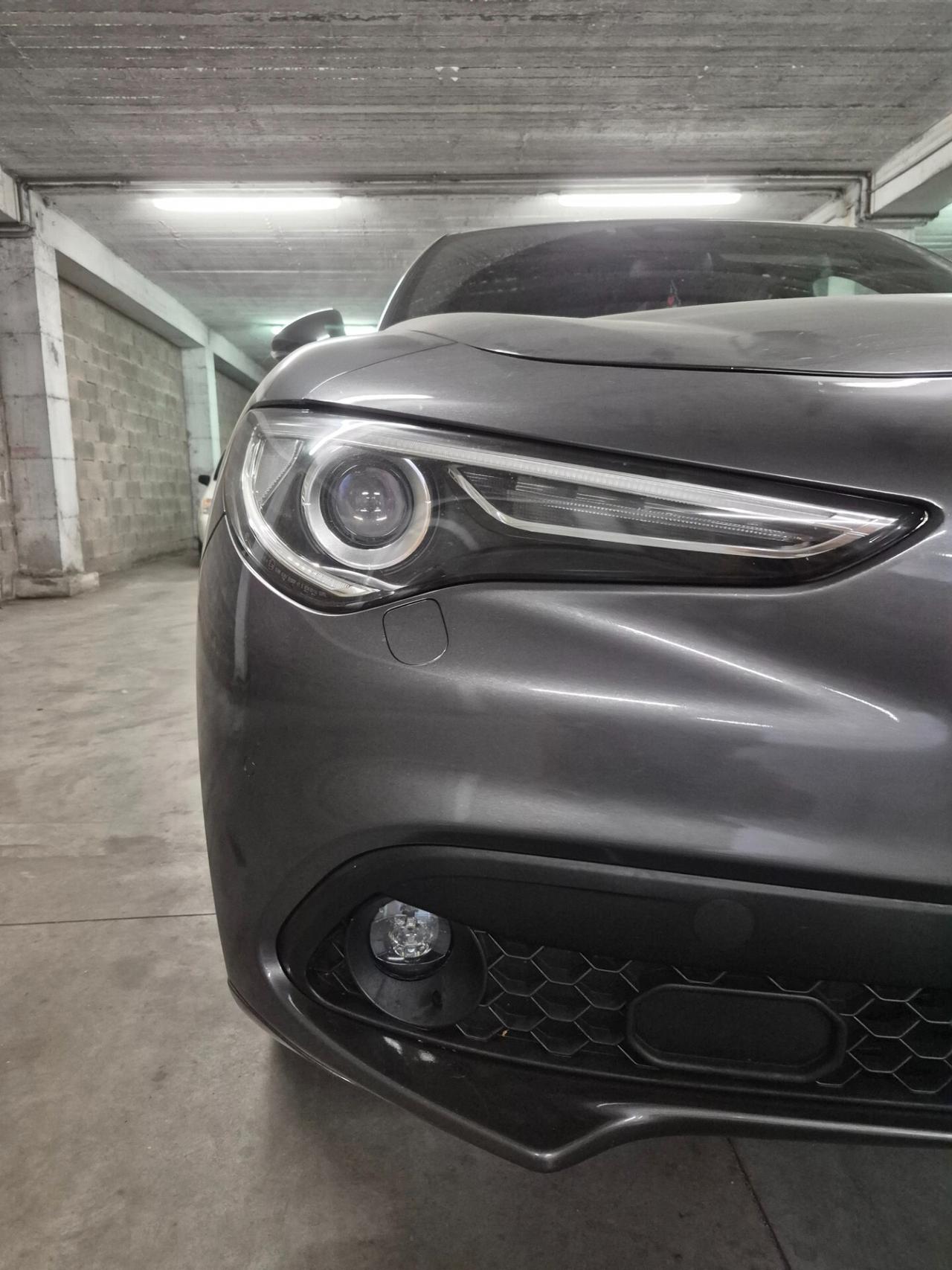 Alfa Romeo Stelvio 2.2 Turbodiesel 210 CV AT8 Q4 Veloce