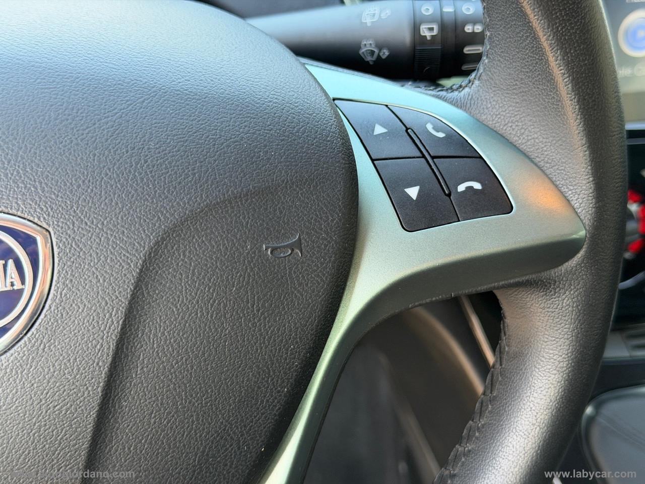 LANCIA Ypsilon 1.0 FireFly 5p.S&S Hyb. Platino