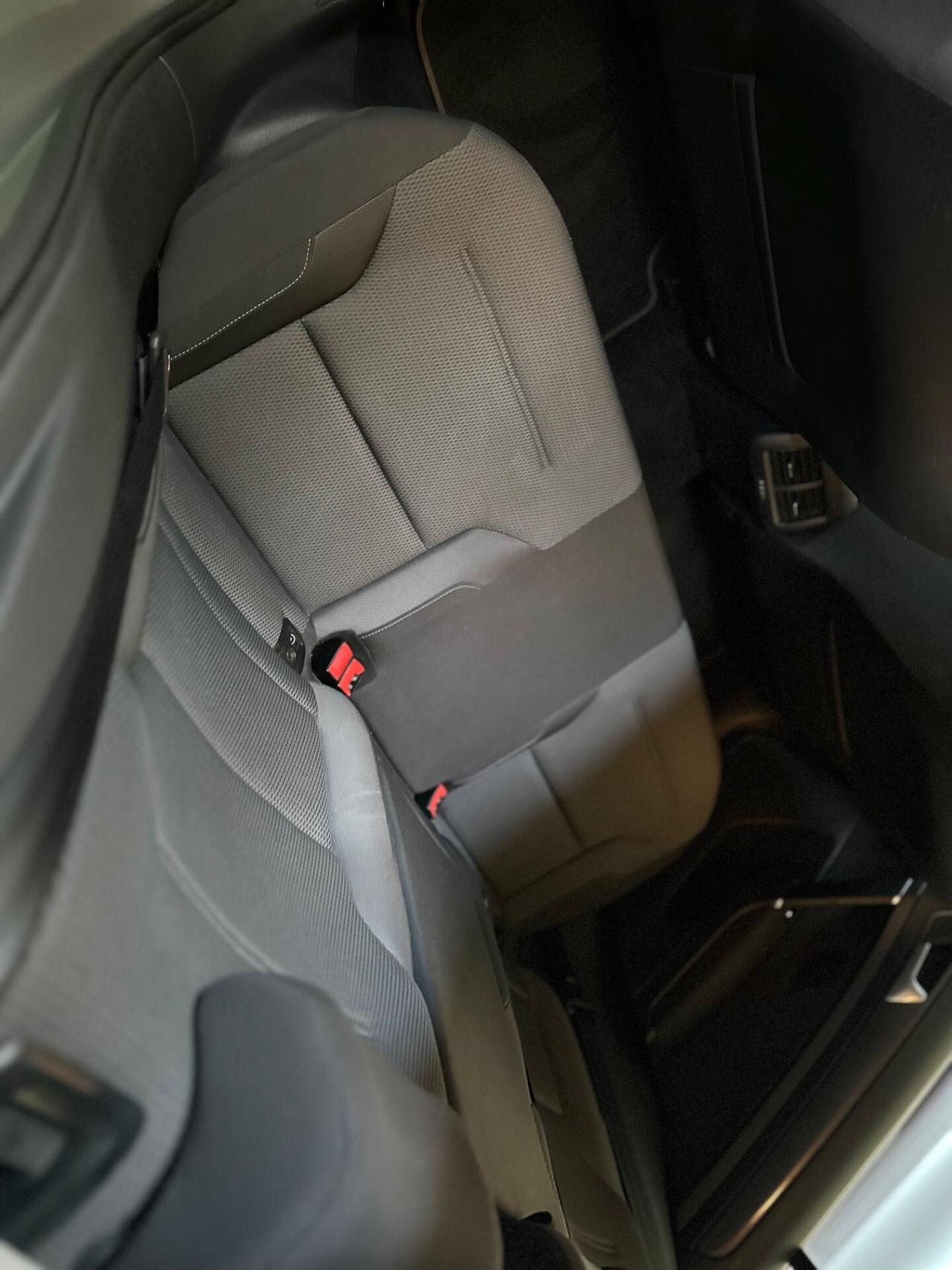 Volkswagen Golf 1.6 TDI 115 DSG 5p. Highline BlueMotion Technology