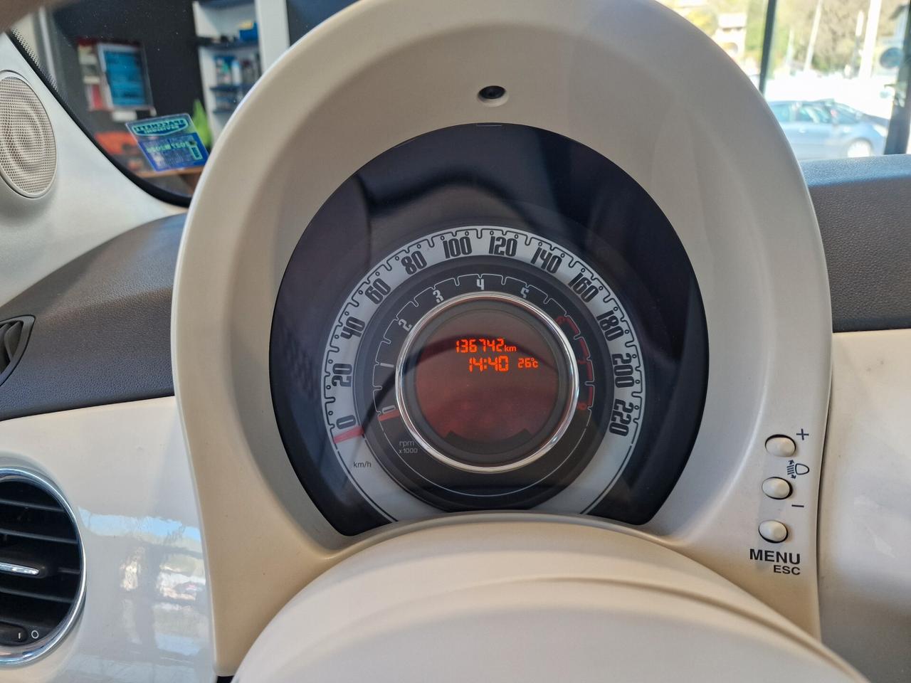 Fiat 500 1.2 by Gucci Cabrio, 136 mila chilometri.