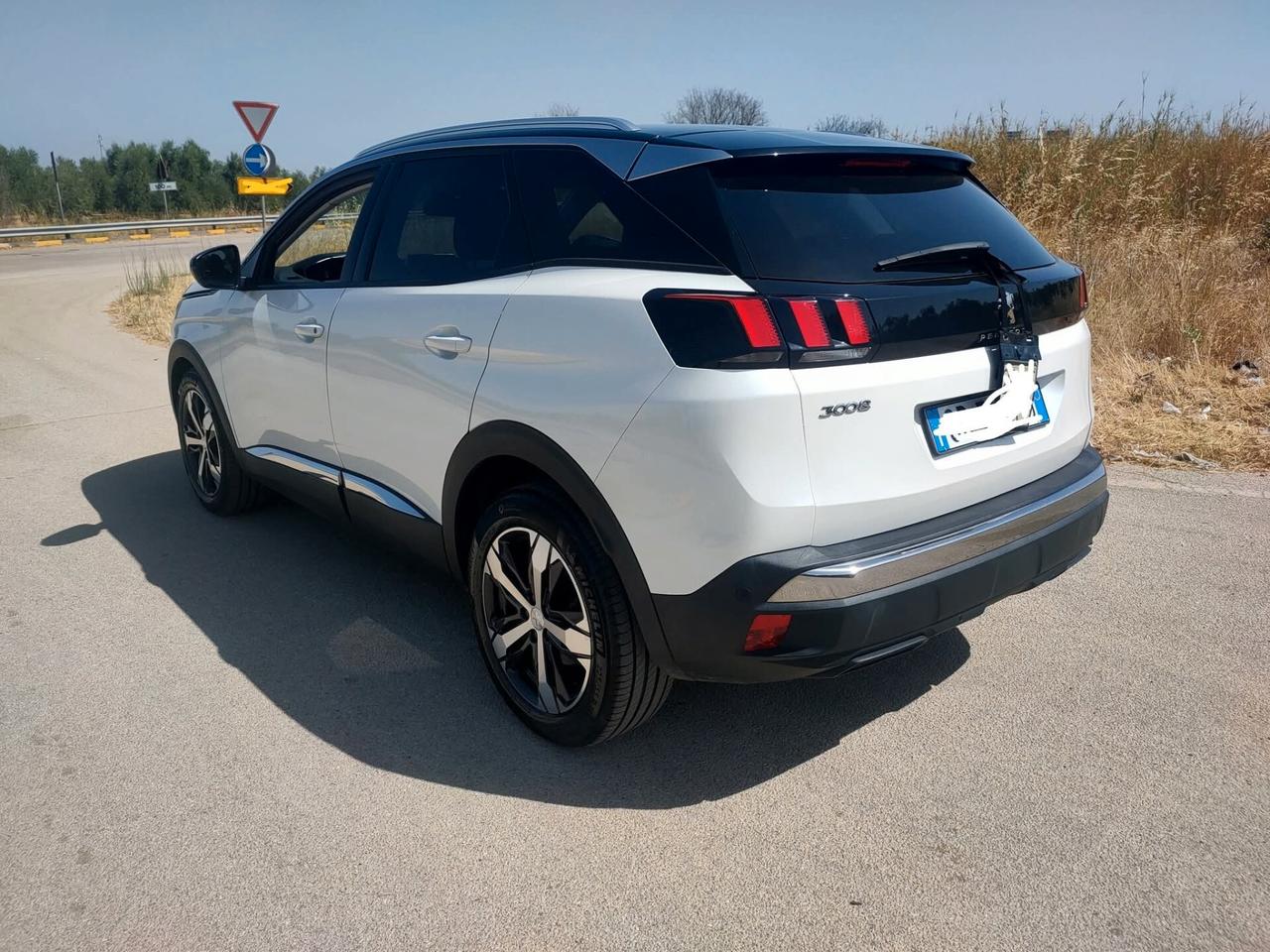 Peugeot 3008 BlueHDi 130 S&S Allure
