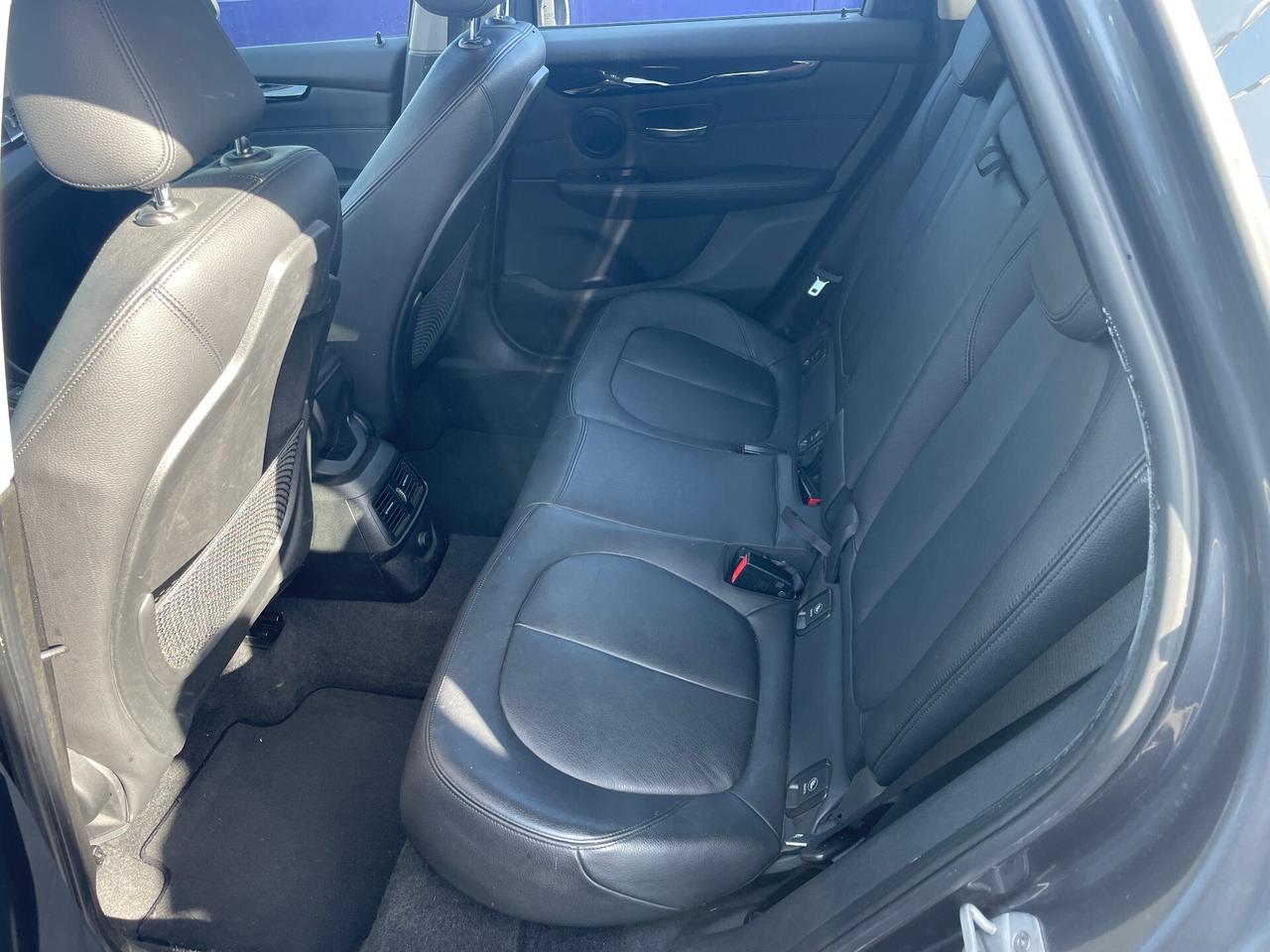 Bmw 218d Active Tourer Luxury auto