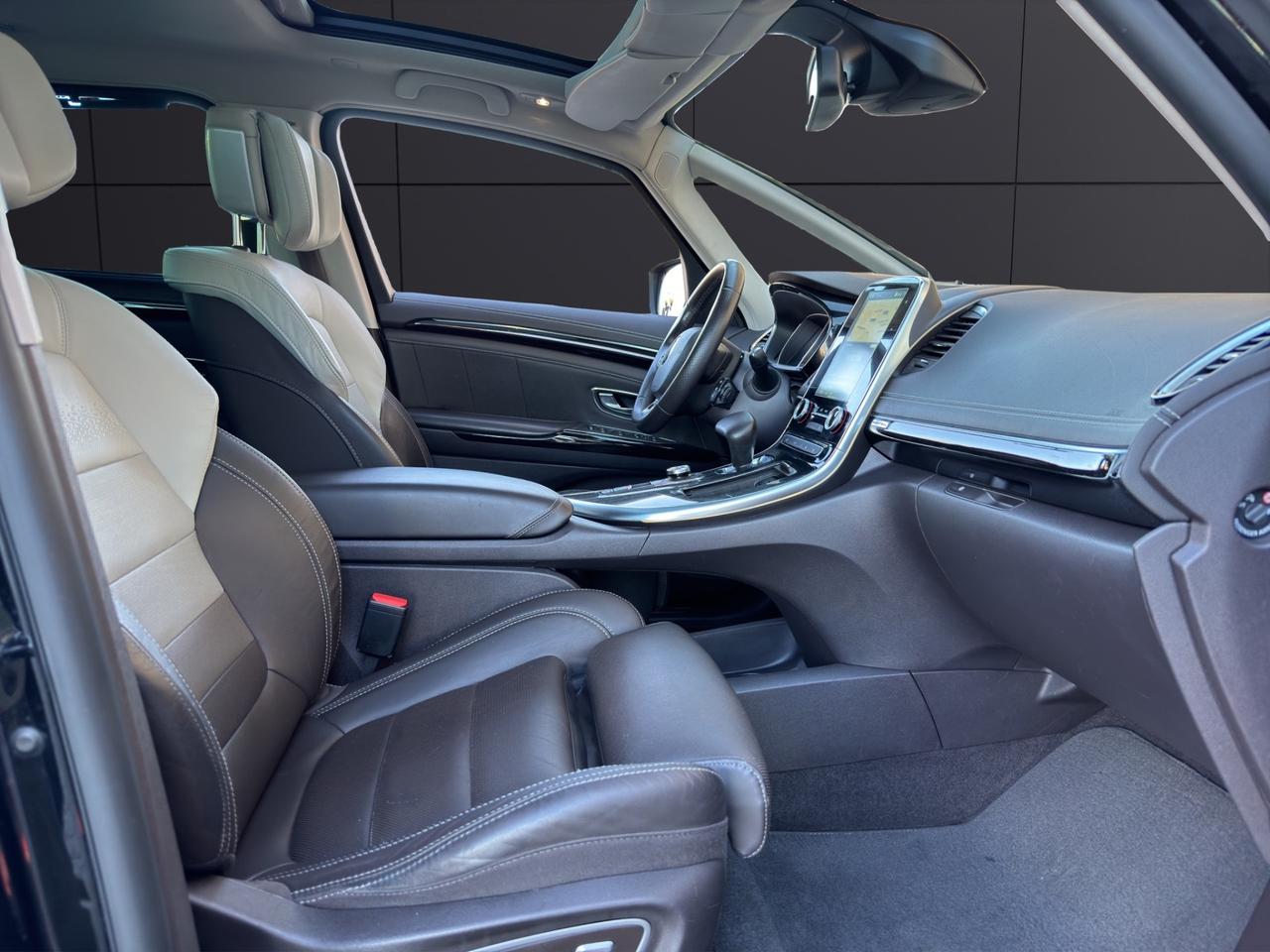 Renault Espace dCi 160CV EDC Energy Initiale Paris 4Control