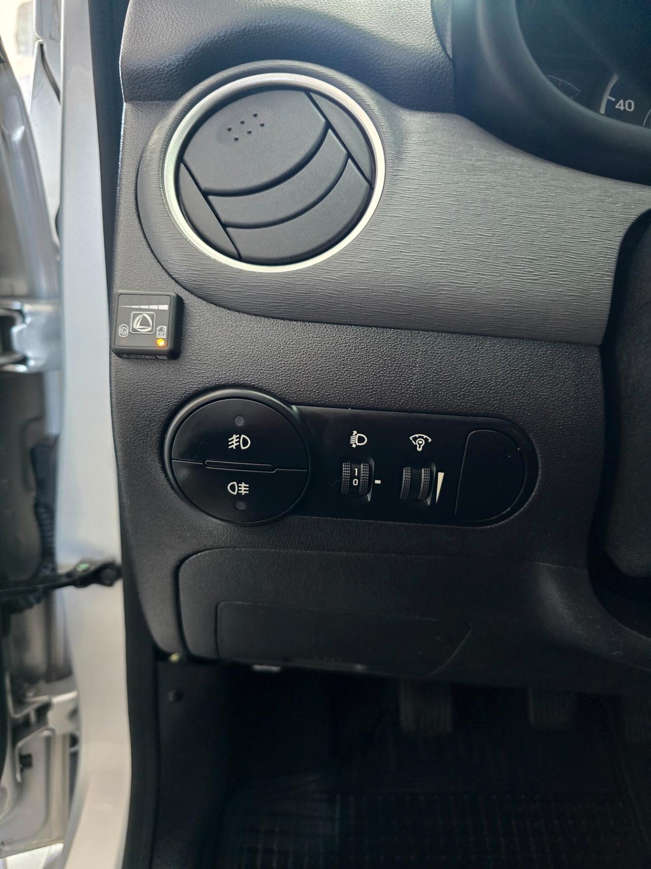 Hyundai i10 1.1 12V Econext Sound Edition