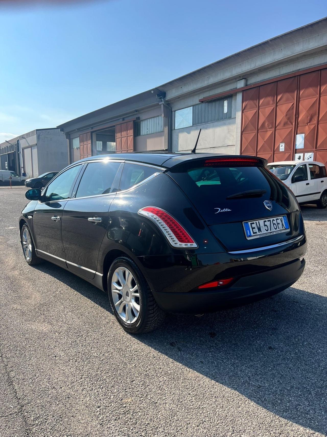 Lancia Delta 1.4 T-Jet 120 CV Silver Ecochic GPL