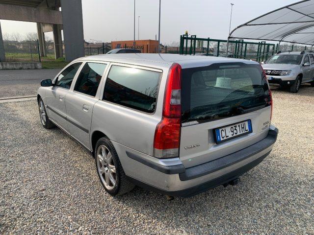 VOLVO V70 2.4 D5 20V cat Optima