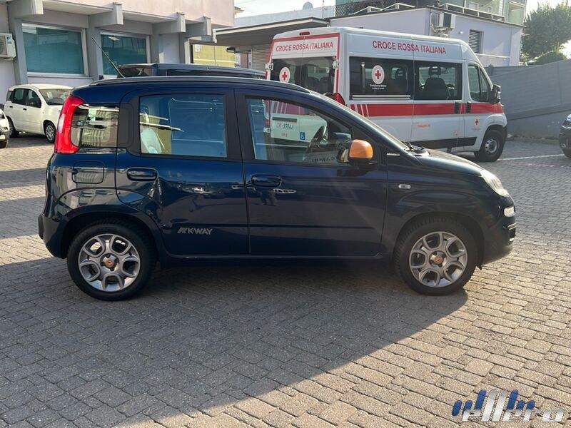 FIAT Panda NEW 1.2 KWAY E6