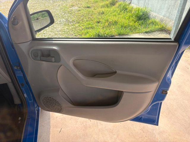 FIAT Panda 1.1 Actual OK NEOPATENTATI AUTORADIO BLUETHOOT