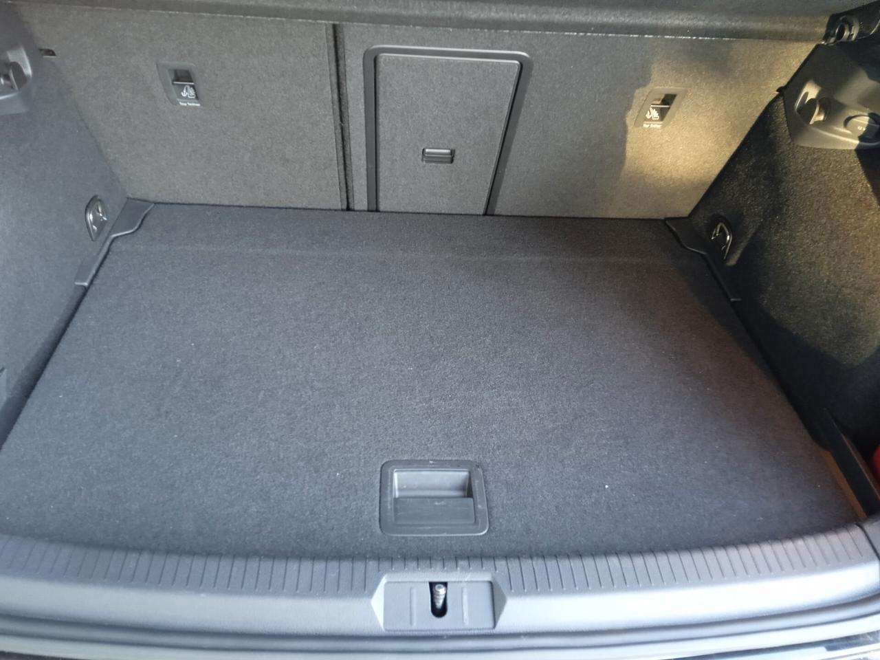 Volkswagen Golf GTI PERFORMANCE FULL LED VIRTUAL KOPTIT APPEL CAR PLAY SENS PARK NAVY IN ARRIVO OPZIONABILE