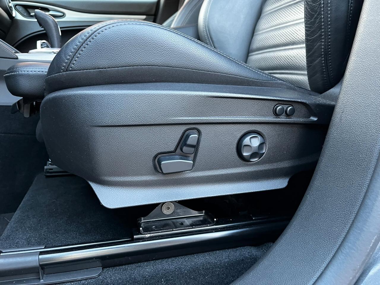 Alfa Romeo Stelvio 2.2 210CV AT8 Q4 Veloce