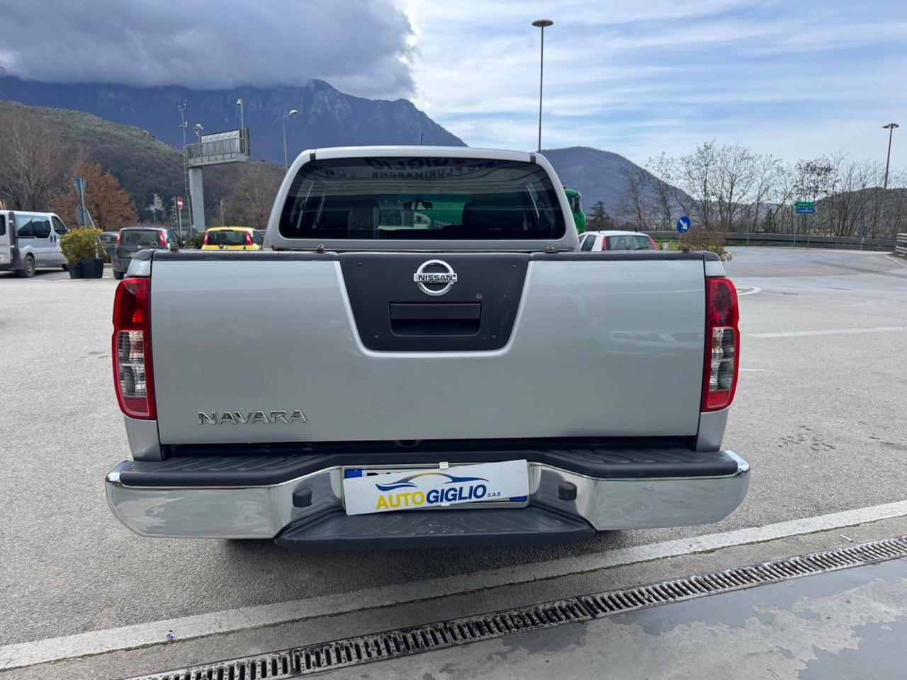 Nissan Navara 2.5 dCi 190CV 4 porte Double Cab Platinum