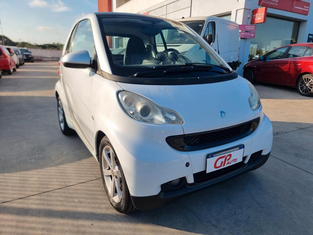 Smart ForTwo 1000 52 kW coupé pure