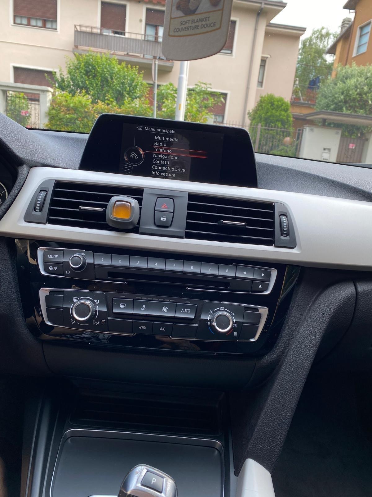 Bmw 318 Bmw 318, euro 6C, anno 2016, cambio automatico