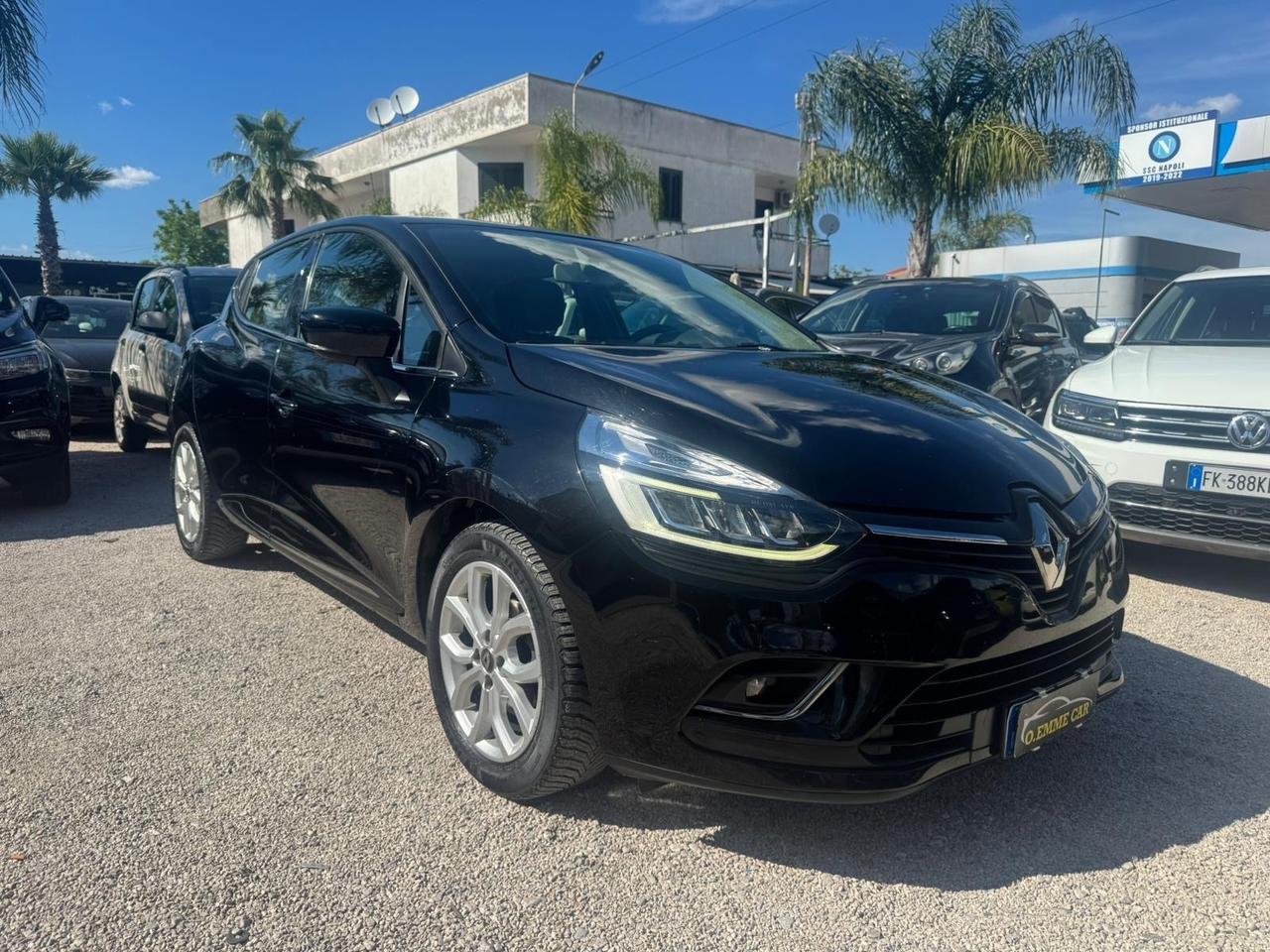 RENAULT CLIO 1.5DCI 75CV FULL LED RETROCAM