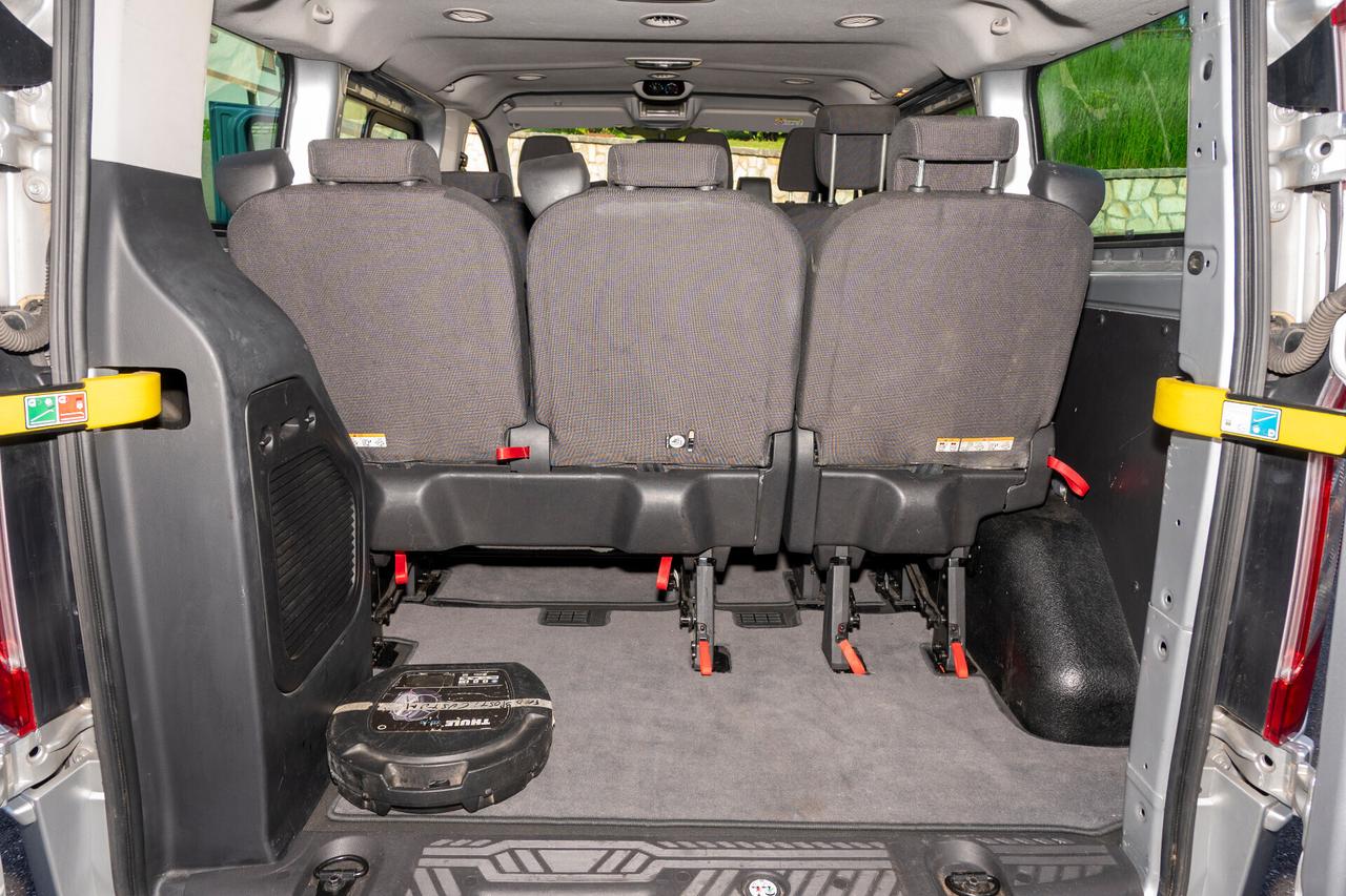 Ford Transit Custom 2.2 TDCi 125CV - 9 POSTI