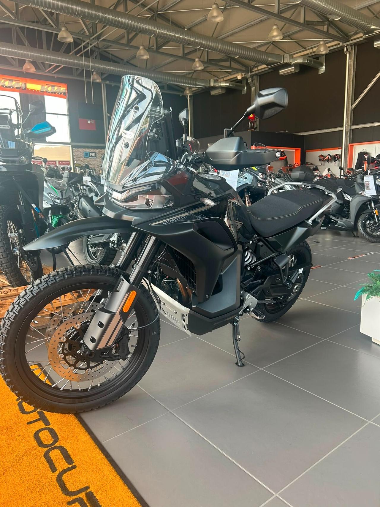 Cf Moto 800MT-X