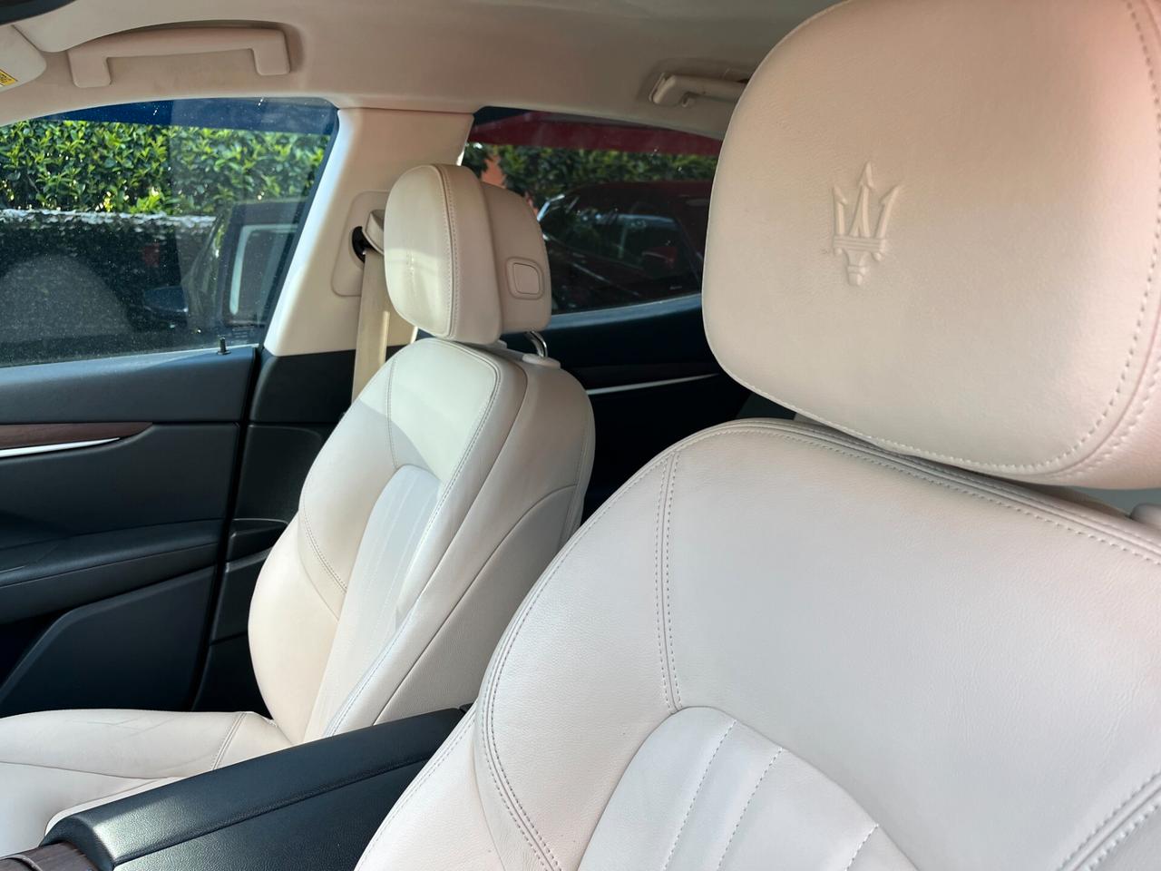 Maserati Levante V6 Diesel 275 cv AWD