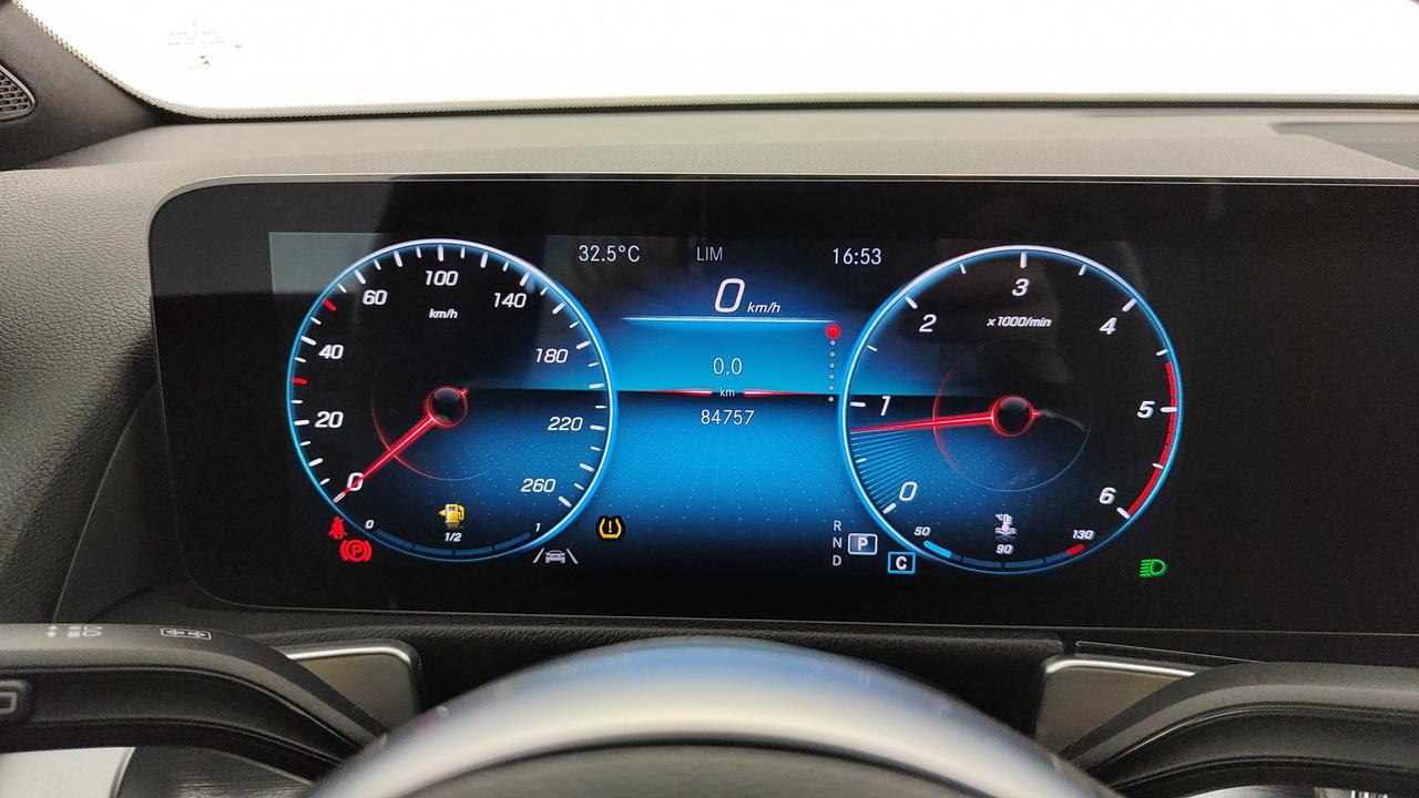 Mercedes-Benz GLB 220 d Premium 4matic auto