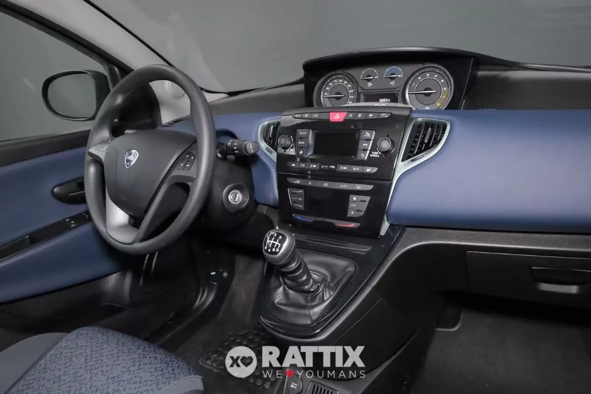 Lancia Ypsilon 1.0 Firefly Hybrid 70CV Oro
