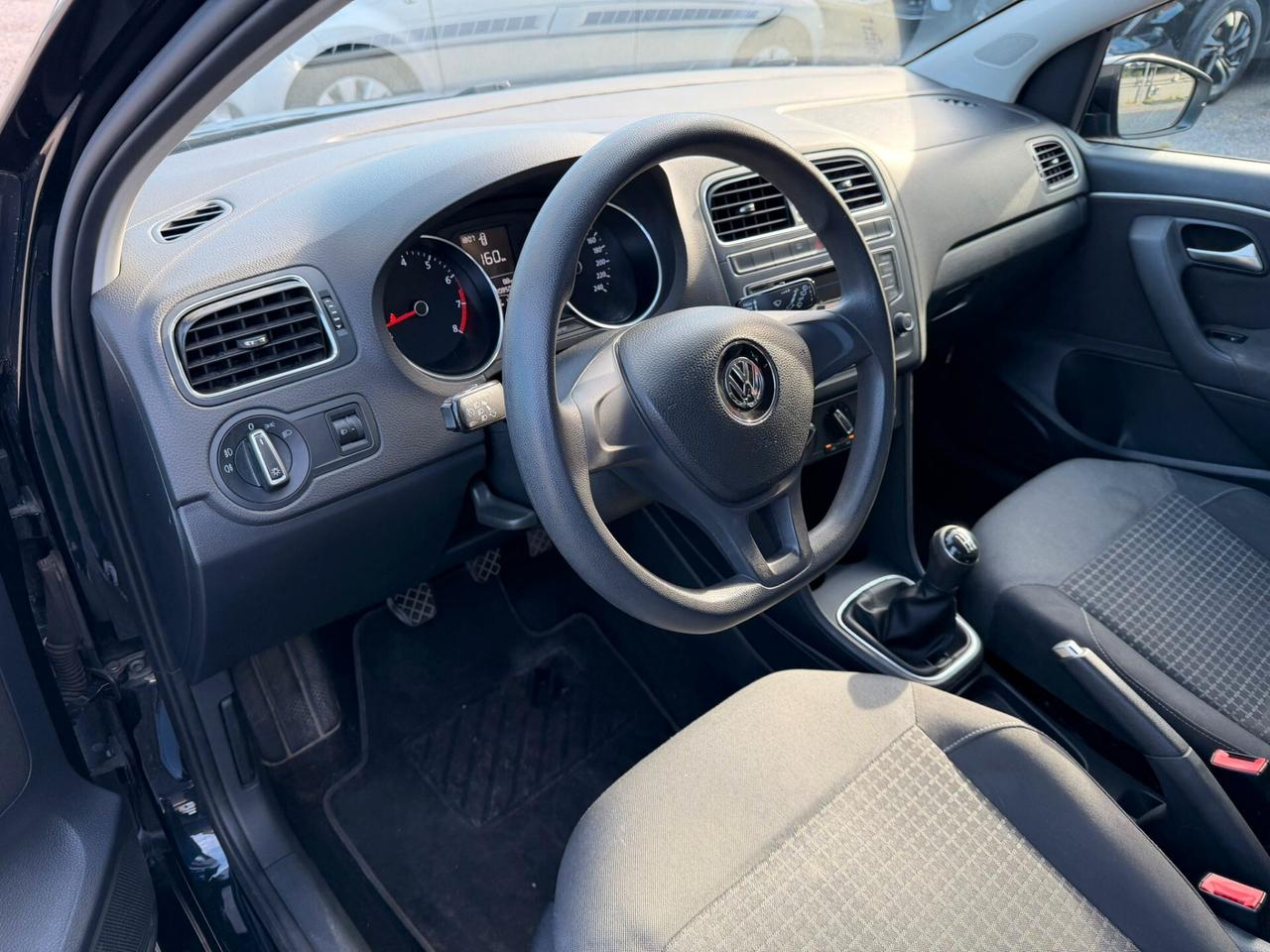 Volkswagen Polo 1.0 MPI 5p. Business