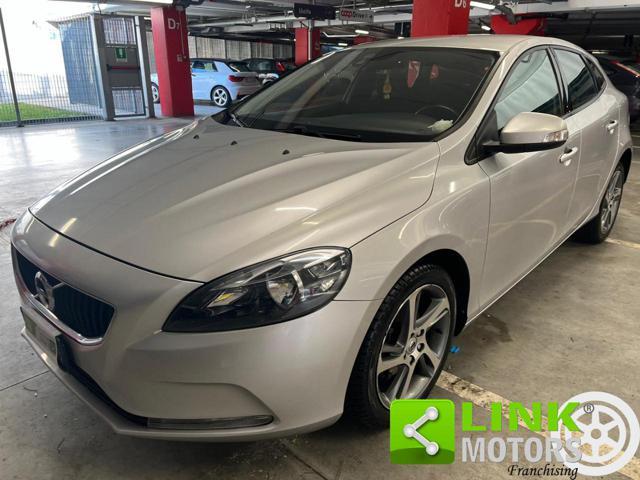 VOLVO V40 D2 Momentum