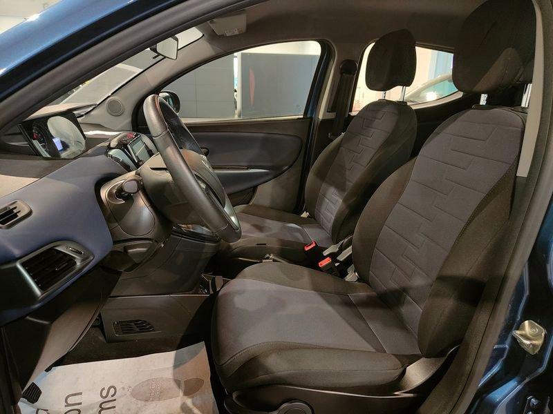 Lancia Ypsilon III 2021 1.0 FireFly Hybrid 70cv Platino S&S